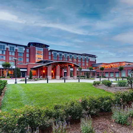 The Chattanoogan Hotel, Curio Collection By Hilton